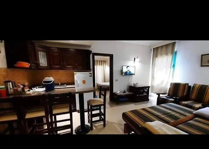 قريه الدهبيه 5*